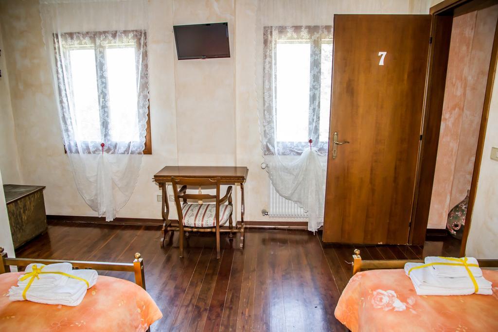 Agriturismo Ca' Alleata Каорле Экстерьер фото